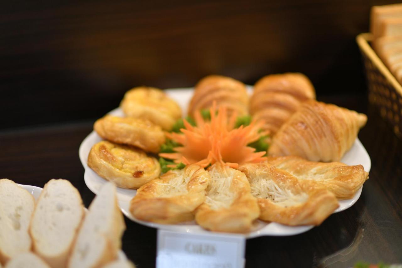 Hanoi Elpis Hotel&Spa Buitenkant foto